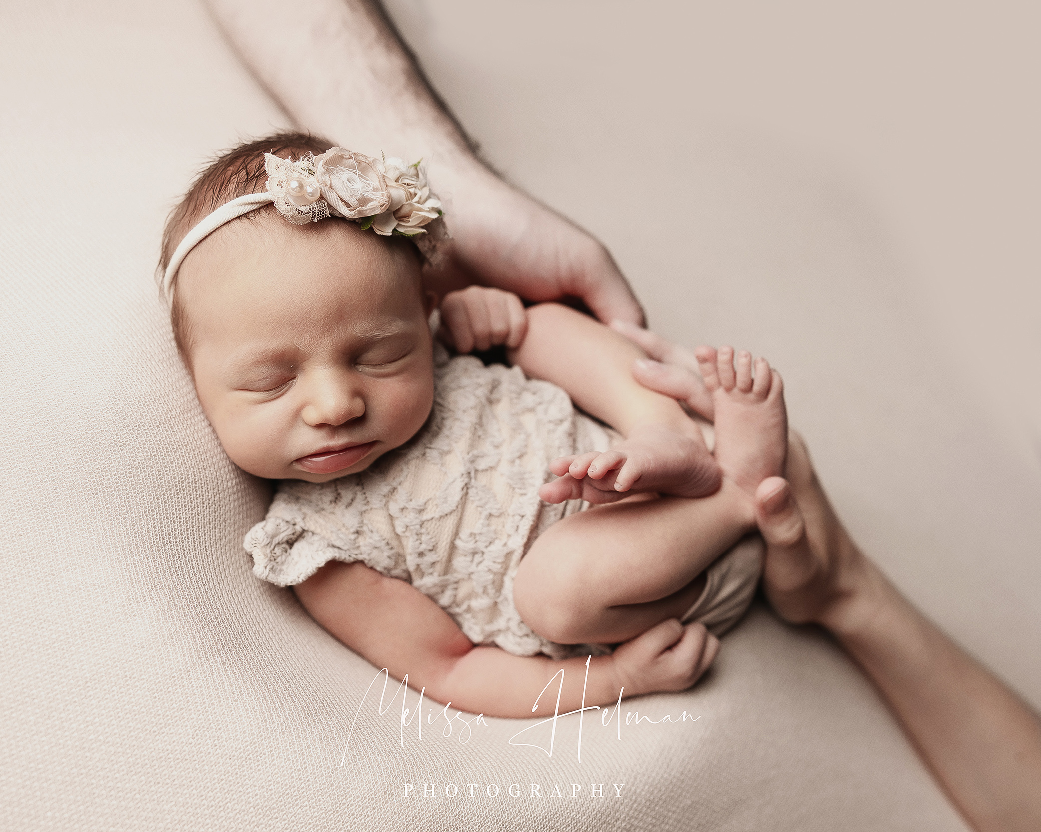 book newborn photoshoot pittsburgh