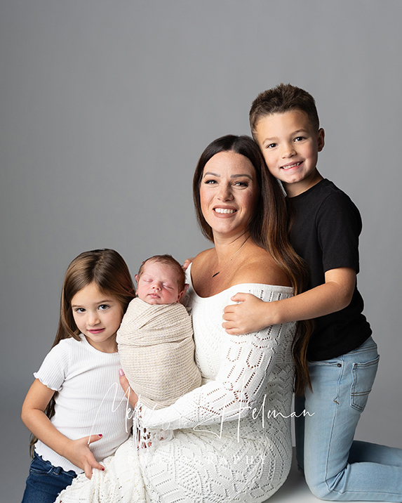 Mom with her three children in Murrysville studio