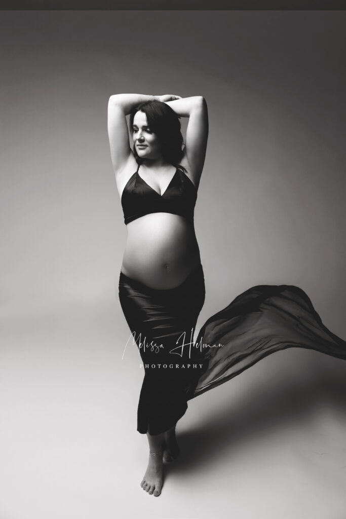 black fabric flowing for maternity session